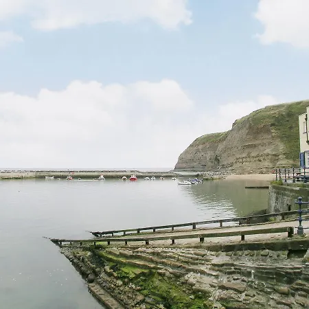 Sunny Staithes